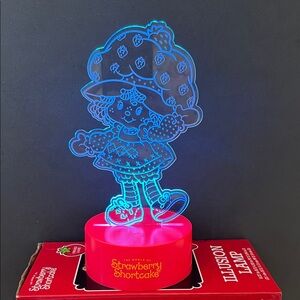 Strawberry Shortcake LED Lamp with Red Base